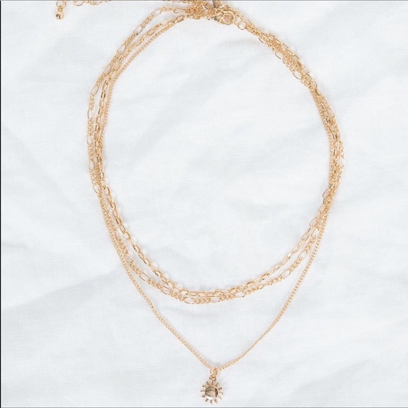 ✨New Princess Polly Dainty Sun Necklace Set - Picture 2 of 4